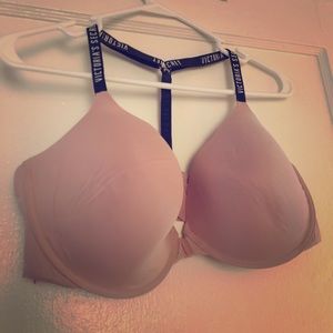 Victoria’s Secret 💓🛍 Semi Demi Uplift (38 DD)